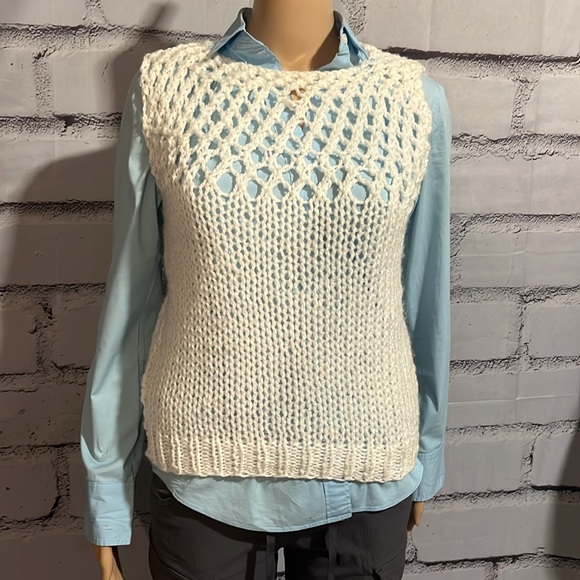 Homemade White Crochet Sweater Vest Size Medium - Picture 3 of 5